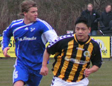 Brønshøjs Hans Yoo Mathiesen i hjemmekapen mod Stenløse 28. marts 2009 (foto: T. Brygger)