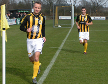 Michael Barfoed, Brønshøj, efter sin scoring mod Værløse 12. april 2008 (foto: T. Brygger)