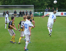 Michael Jørgensen, Stefan Schmidt og Lasse Fosgaard, Brønshøj Boldklub, i hjemmekampen mod Skive 13. august 2011 (foto: S. Lillie)