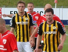 Pierre Kanstrup og Michael Jørgensen, Brønshøj Boldklub, i Hvepsenes udekamp mod Fredericia 20. maj 2011 (foto: T. Brygger)
