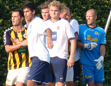 Billede fra træningskamp Hvidovre-Brønshøj , sommeren 2010. Brønshøj vandt 1-0. (foto: T. Brygger)