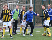 Brønshøjs Mads Gabel, Mark Leth Pedersen og Nick Andersen i Hvepsens træningskamp ude mod Elite 3000 Helsingør 10. marts 2012. Foto: Thomas Brygger.