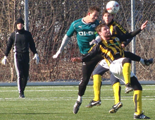 Brønshøjs Michael Jørgensen i en scene fra træningskampen Brønshøj-Næstved 19. februar 2011 (foto: T. Brygger)